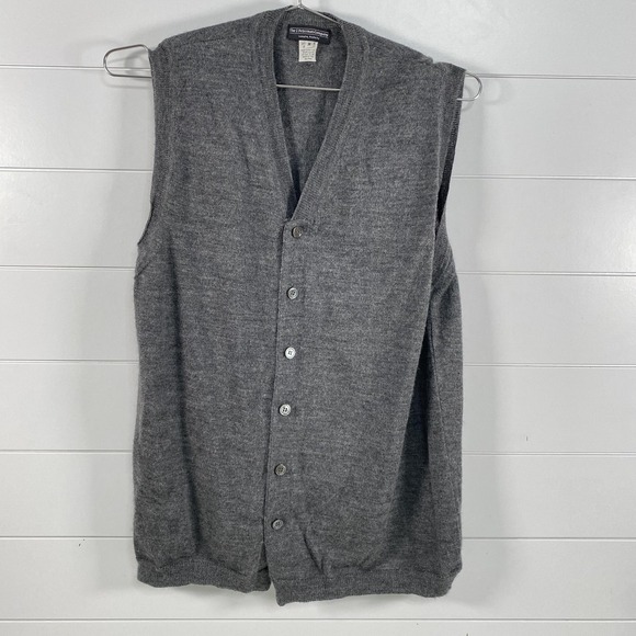 J. Peterman Company Sweater Vest Mens Medium Gray Alpaca Wool Button Up Peru - Picture 1 of 7